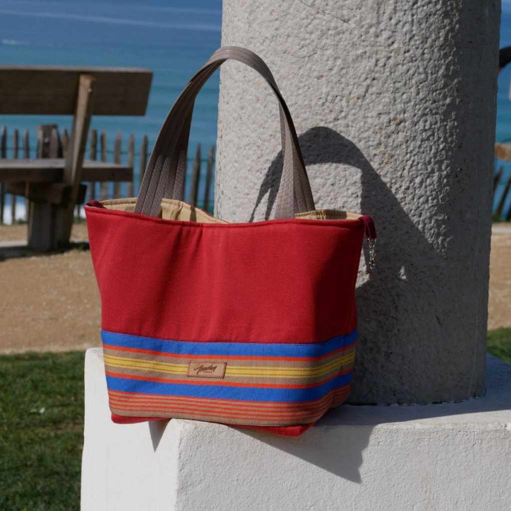 Le sac modulable en toile basque : de l&rsquo;accessoire à l&rsquo;objet de&nbsp;déco